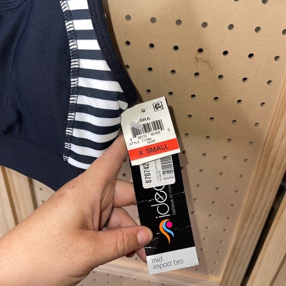 🍀 5/$25🍀 NWT‎ Ideology mid impact bra size X-small - Picture 3 of 8